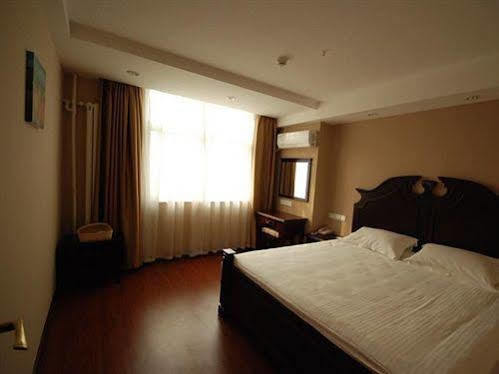 Greentree Inn Henan Luoyang Wangcheng Square Business Hotel Exteriér fotografie